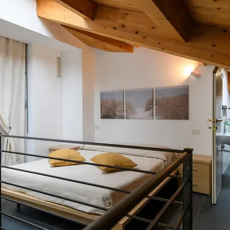 Guesthost - Branca 54 Flat In Center Of * 佩萨罗